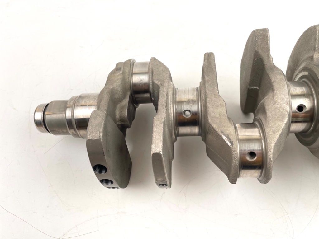 2016 Yamaha 150 HP 4 Stroke Outboard Crankshaft 63P-11410-04-00 OEM