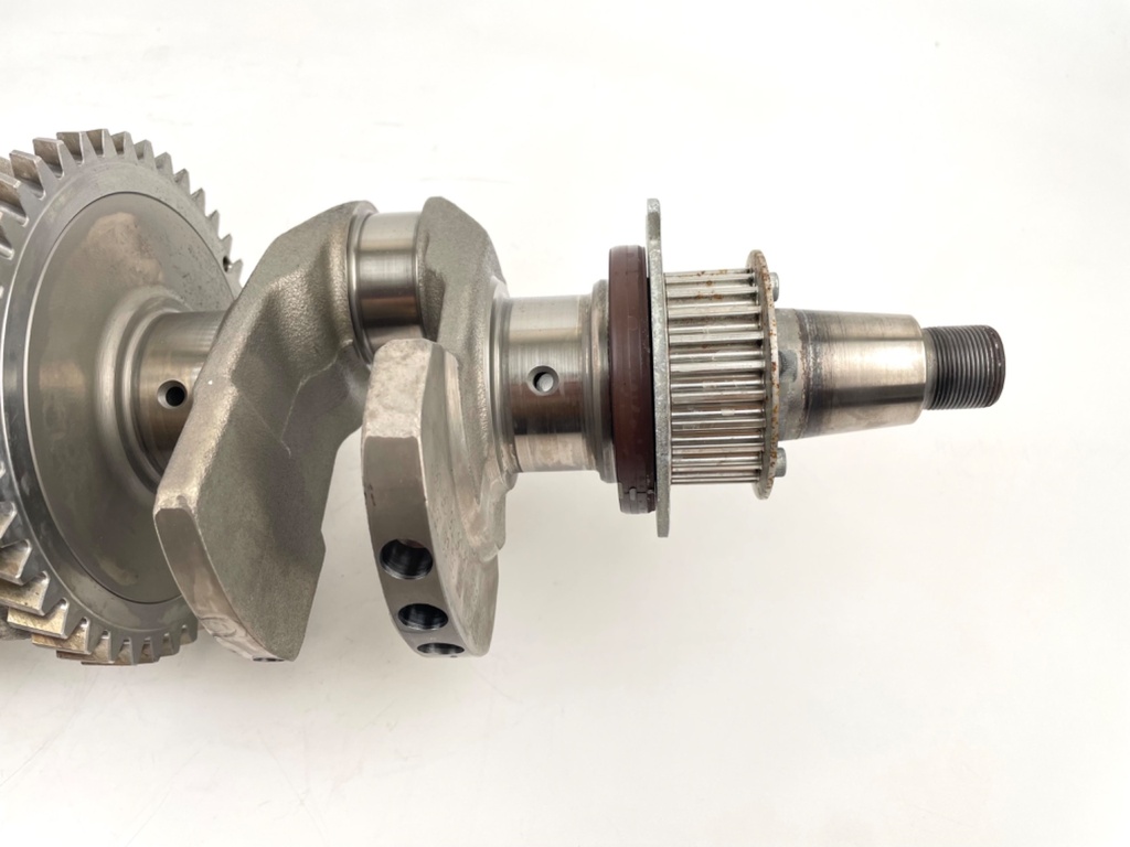 2016 Yamaha 150 HP 4 Stroke Outboard Crankshaft 63P-11410-04-00 OEM