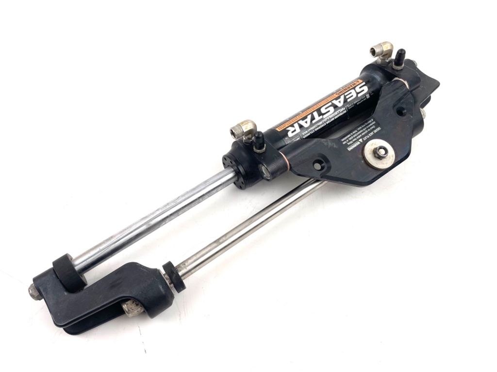 2016 Yamaha 150 HP 4 Stroke Outboard Hydraulic Steering Cylinder HC5345-3 OEM