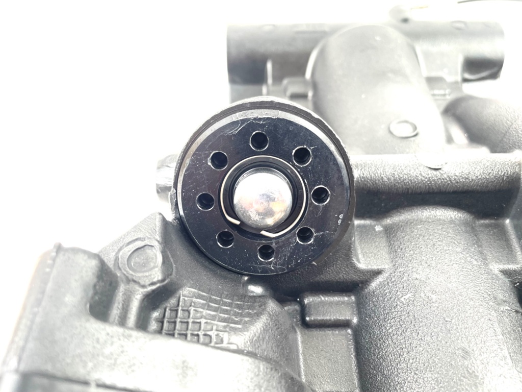 2016 Yamaha 150 HP 4 Stroke Outboard Power Trim Tilt Unit 63P-43800-10-00 OEM