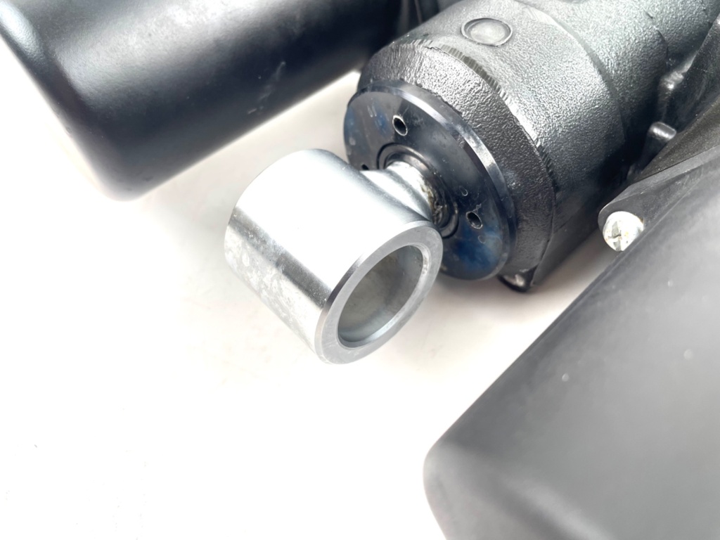 2016 Yamaha 150 HP 4 Stroke Outboard Power Trim Tilt Unit 63P-43800-10-00 OEM