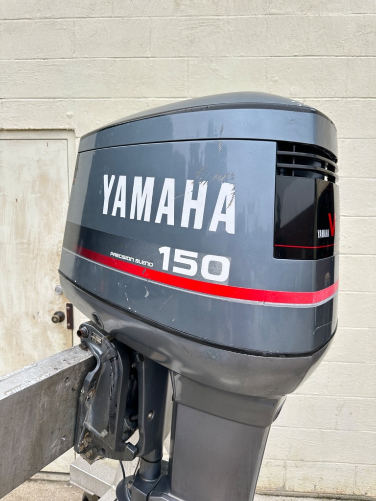 Yamaha 150HP 2 Stroke Carbureted Outboard Engine 25" Shaft - Good Condition