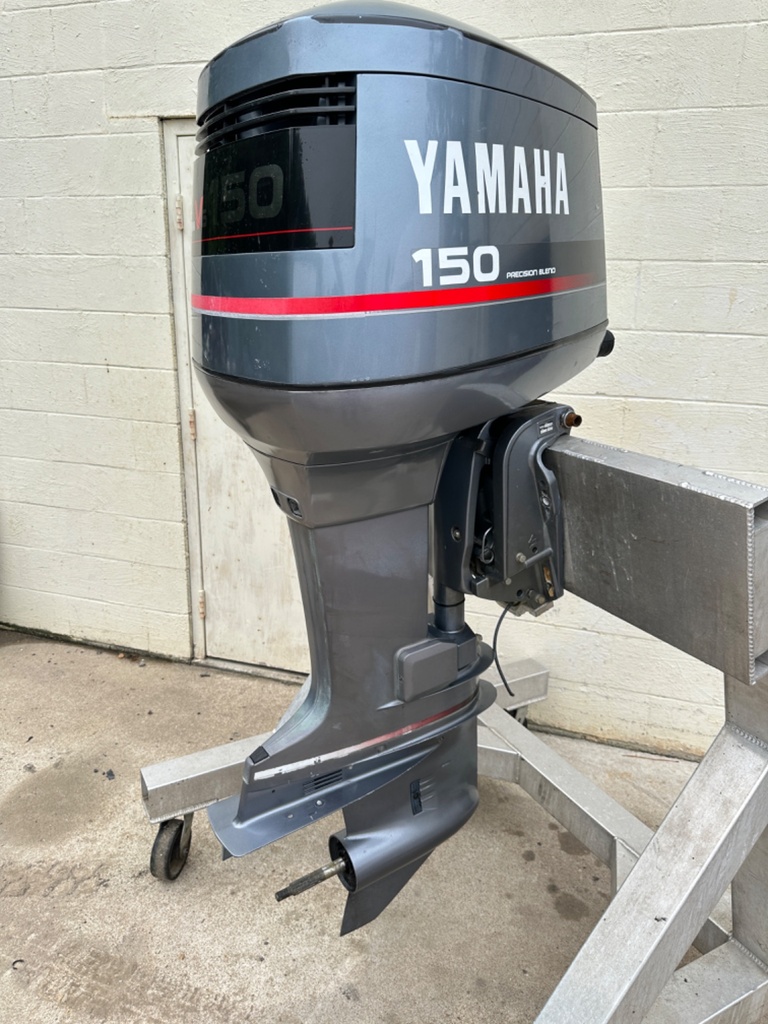 Yamaha 150HP 2 Stroke Carbureted Outboard Engine 25" Shaft - Good Condition