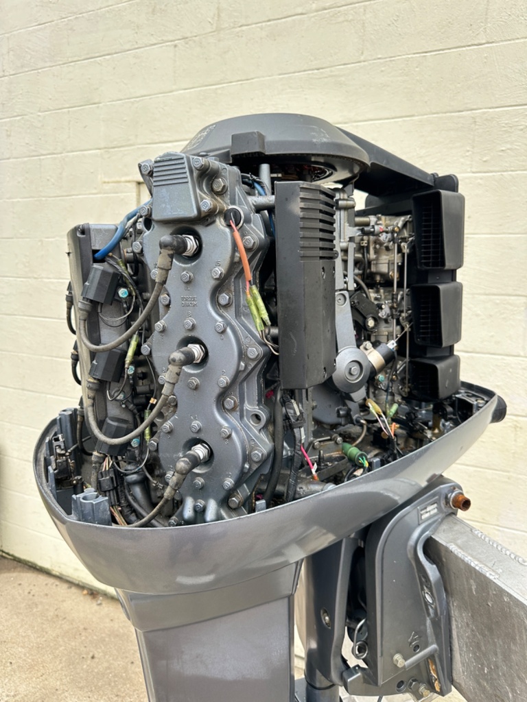 Yamaha 150HP 2 Stroke Carbureted Outboard Engine 25" Shaft - Good Condition