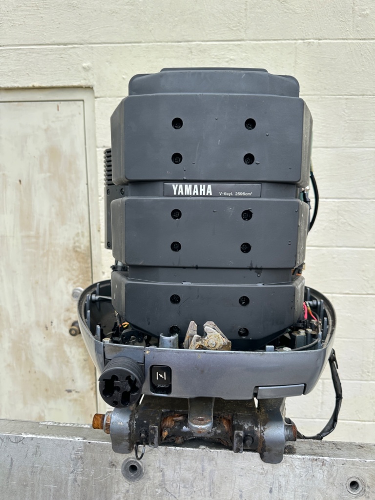 Yamaha 150HP 2 Stroke Carbureted Outboard Engine 25" Shaft - Good Condition