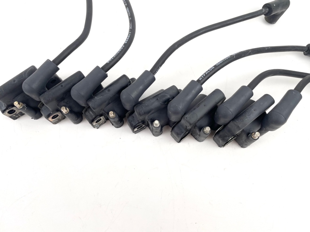 2000 Johnson 225 HP 2 Stroke Outboard Ignition Coil Set 0582508 OEM