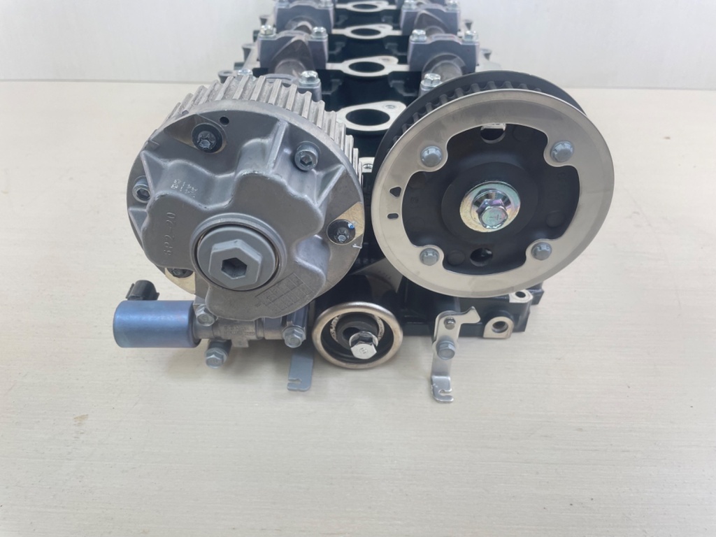 2015 Yamaha 200HP F200 4 Stroke Outboard Cylinder Head 6DA-W009A-03-9S