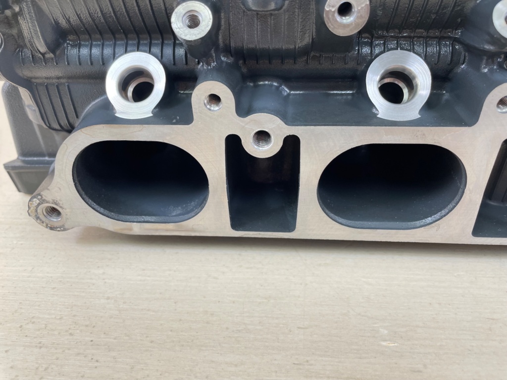 2015 Yamaha 200HP F200 4 Stroke Outboard Cylinder Head 6DA-W009A-03-9S