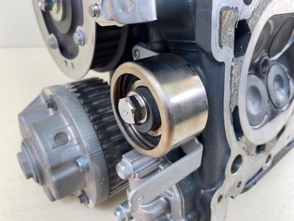 2015 Yamaha 200HP F200 4 Stroke Outboard Cylinder Head 6DA-W009A-03-9S