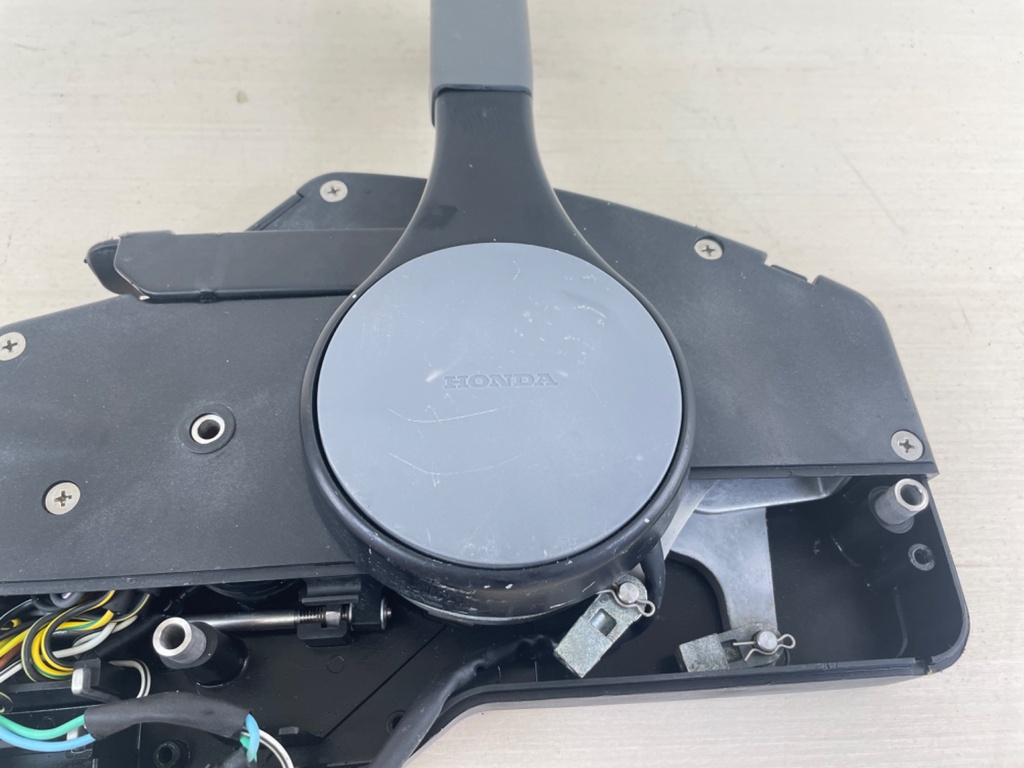 Honda Outboard Side Mount Binnacle Control Box Assembly - Missing Key