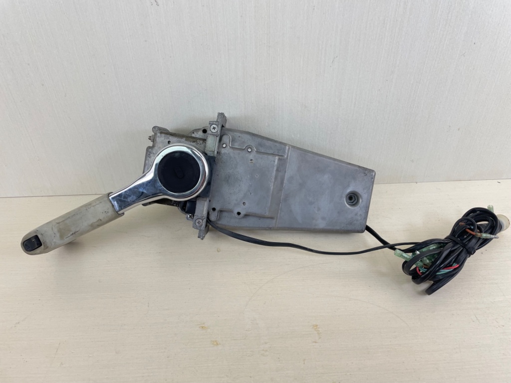 Yamaha 704 Remote Control Top Mount Binnacle Control Box No Cover