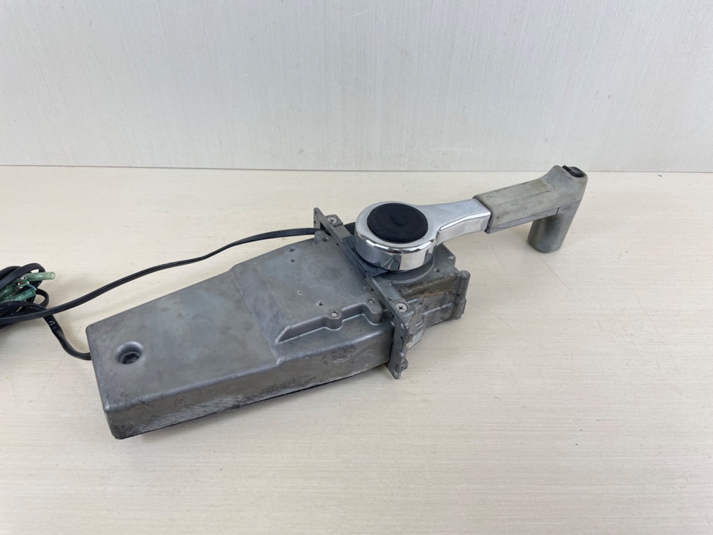 Yamaha 704 Remote Control Top Mount Binnacle Control Box No Cover