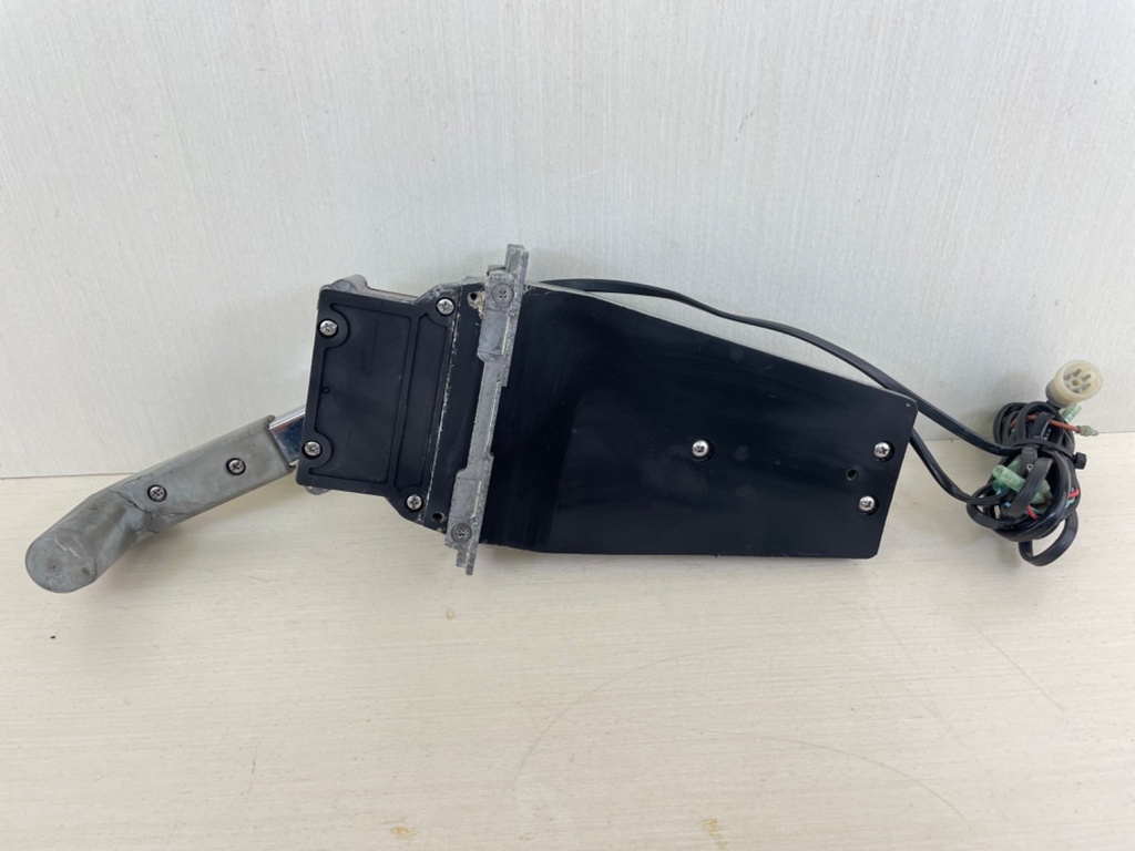 Yamaha 704 Remote Control Top Mount Binnacle Control Box No Cover