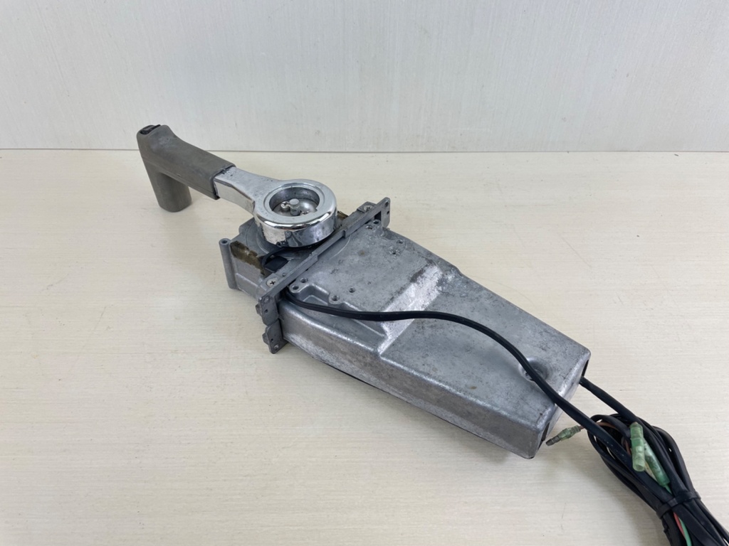 Yamaha 704 Remote Control Top Mount Binnacle Control Box - No Cover