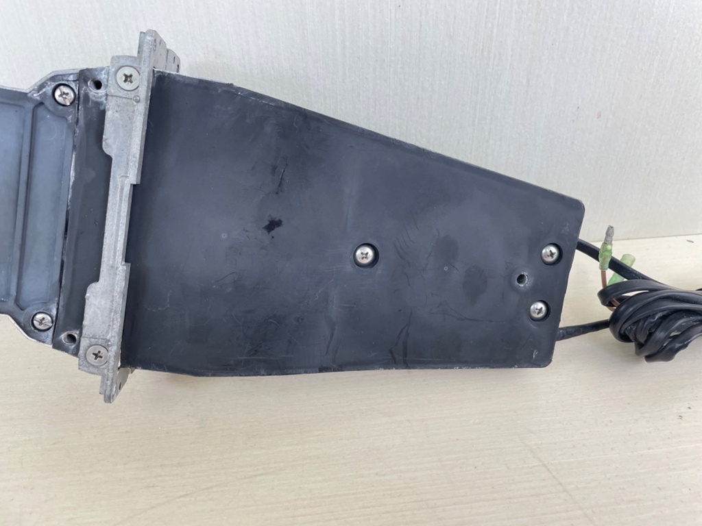Yamaha 704 Remote Control Top Mount Binnacle Control Box - No Cover
