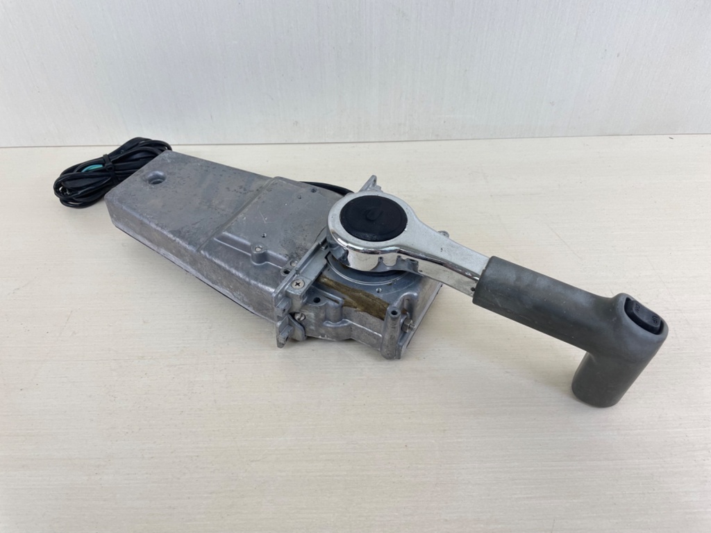 Yamaha 704 Remote Control Top Mount Binnacle Control Box - Cover Missing