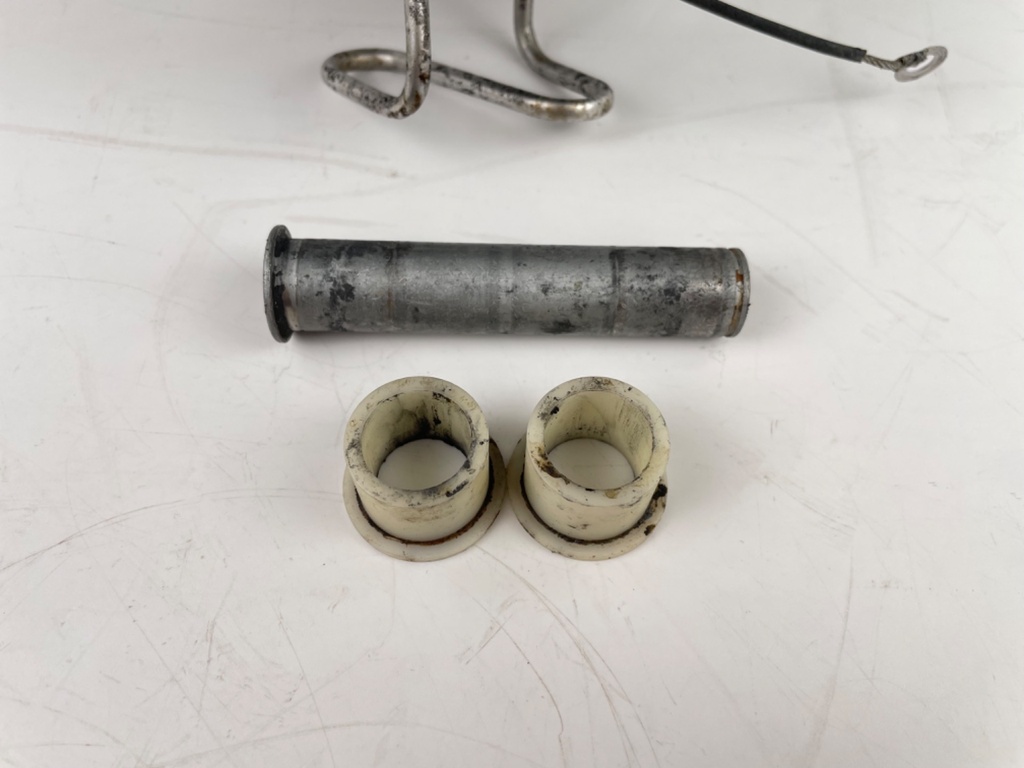 2003 Yamaha 225 HP 4 Stroke Outboard Power Trim Tilt Unit 69J-43800-00-4D OEM