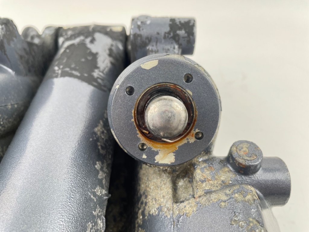 2003 Yamaha 225 HP 4 Stroke Outboard Power Trim Tilt Unit 69J-43800-00-4D OEM