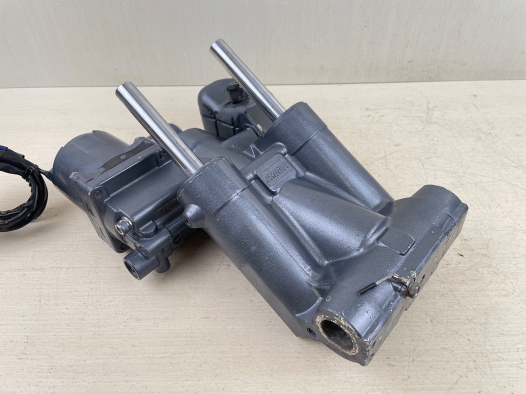 Yamaha 115HP 4 Stroke Outboard Power Trim & Tilt Unit Assembly 68V-43800-02-4D