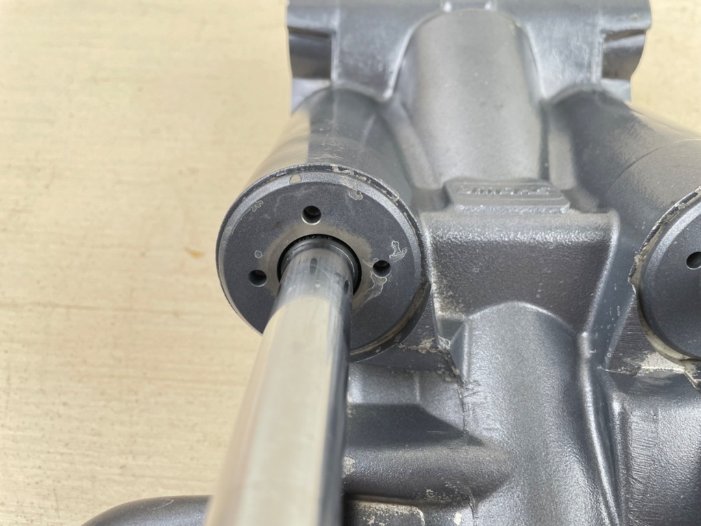 Yamaha 115HP 4 Stroke Outboard Power Trim & Tilt Unit Assembly 68V-43800-02-4D