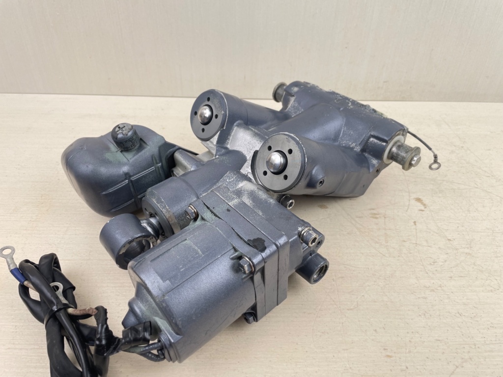 Yamaha 115HP Outboard Engine Power Trim & Tilt Unit Assembly 68V-43800-13-00