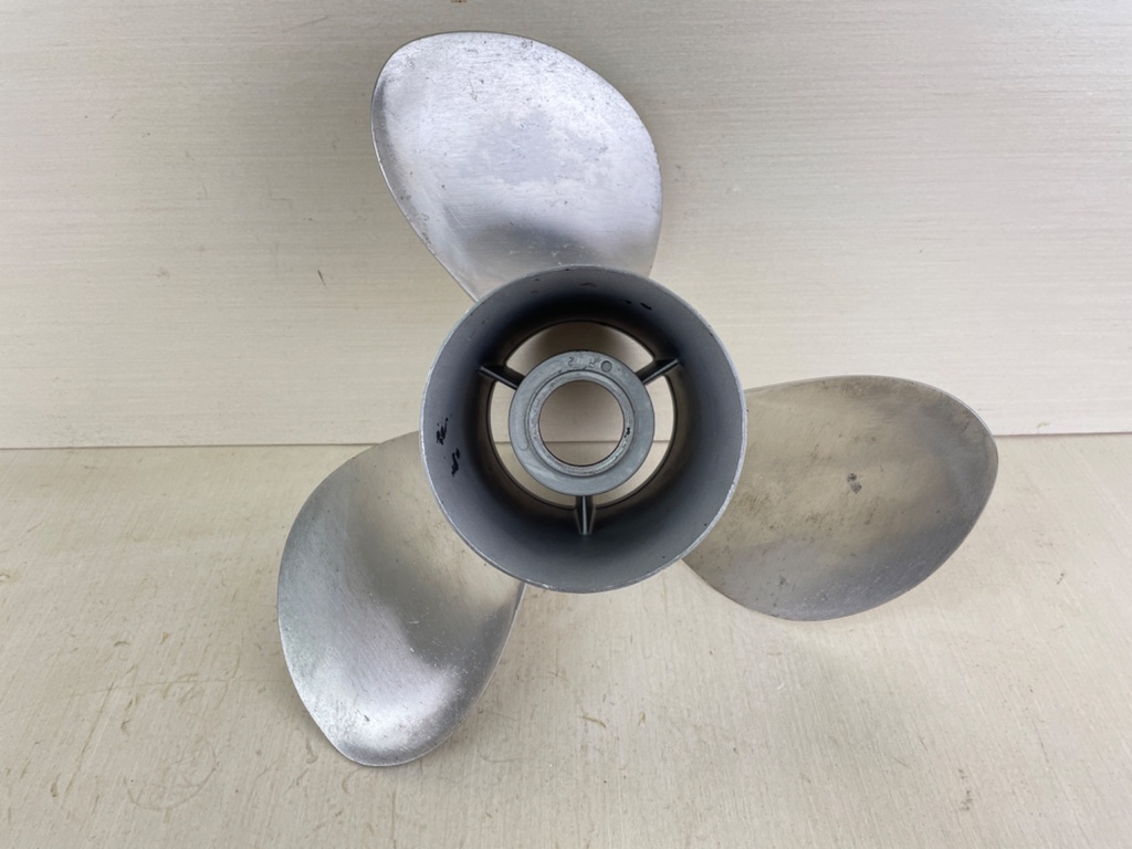 Mercury Vengeance Stainless Steel Propeller Prop 14" x 19P 3 Blade RH