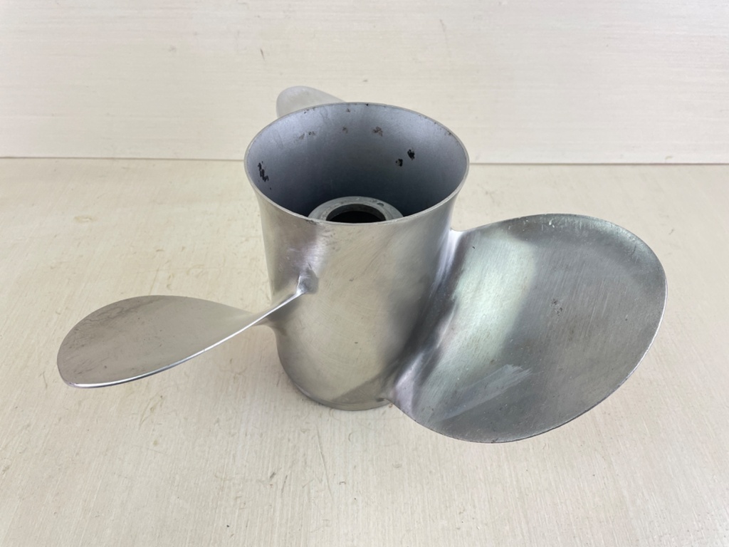 Mercury Vengeance Stainless Steel Propeller Prop 14" x 19P 3 Blade RH