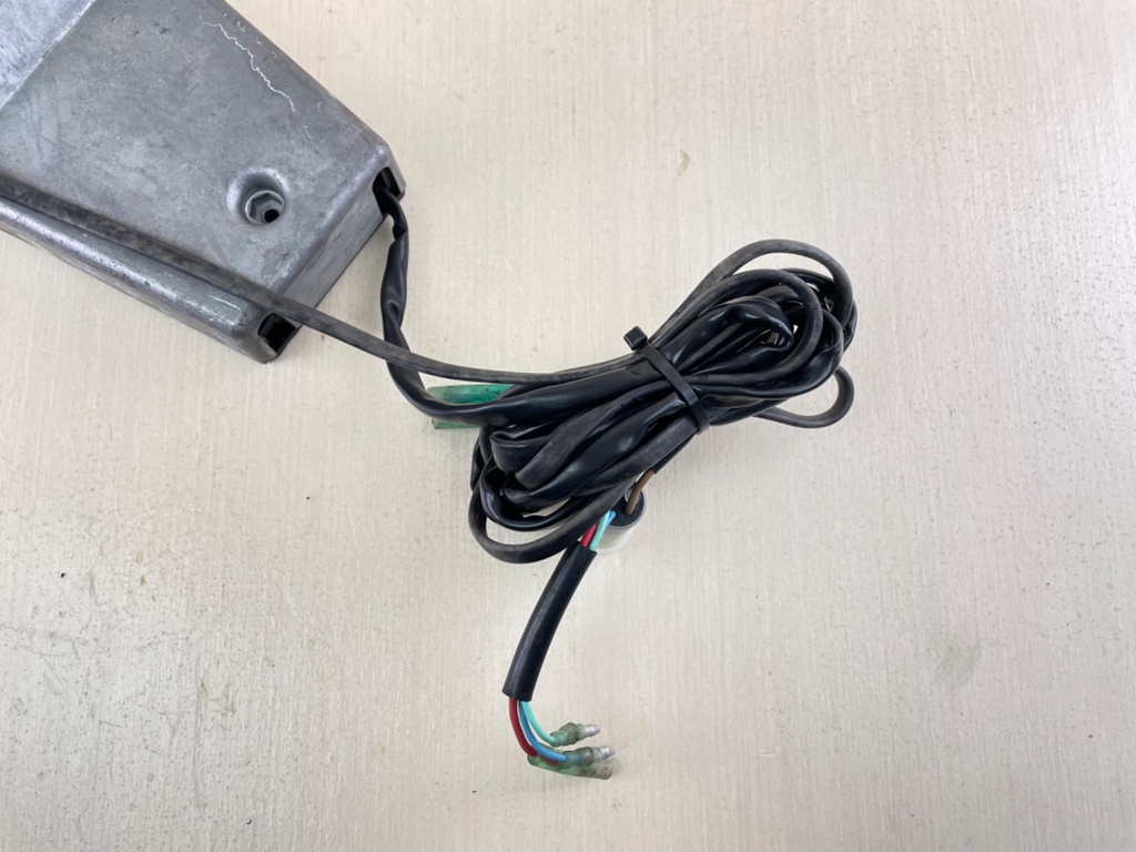 Yamaha 704 Top Mount Control Box Binnacle W/ Missing Cover