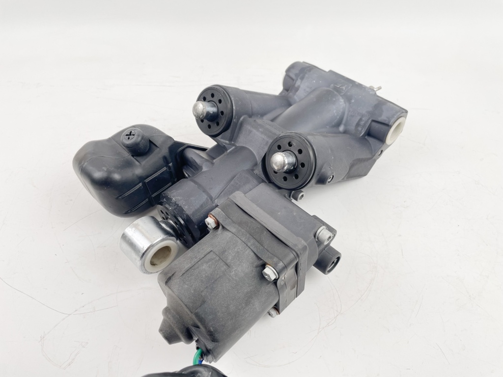 2017 Yamaha 200 HP 4 Stroke Outboard Power Trim Tilt Unit 63P-43800-07-00 OEM
