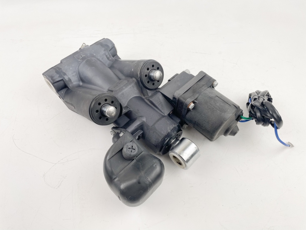 2017 Yamaha 200 HP 4 Stroke Outboard Power Trim Tilt Unit 63P-43800-07-00 OEM