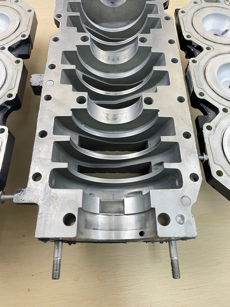 2008 Mercury 225HP Optimax Outboard Cylinder Block Assembly Powerhead 899162A06