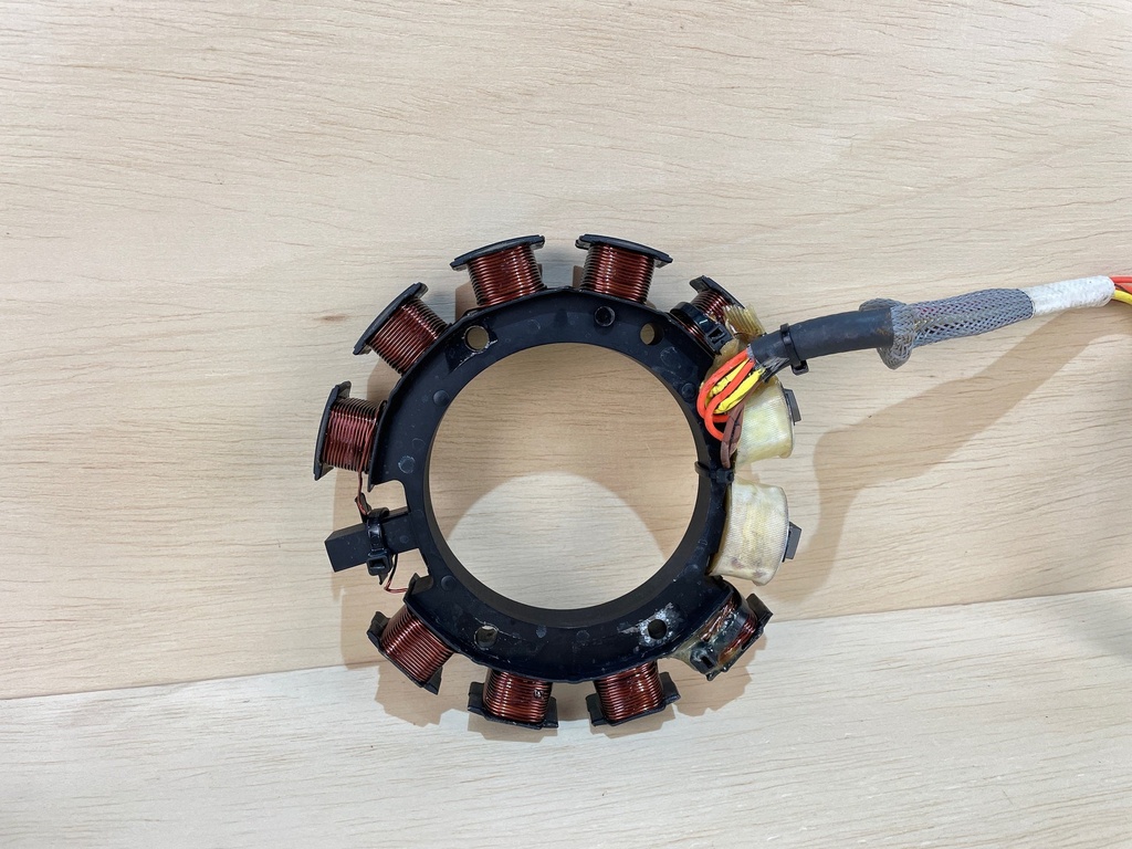 2001 Johnson 90HP Outboard 2 Stroke Stator Assembly 173-4849 - CDI