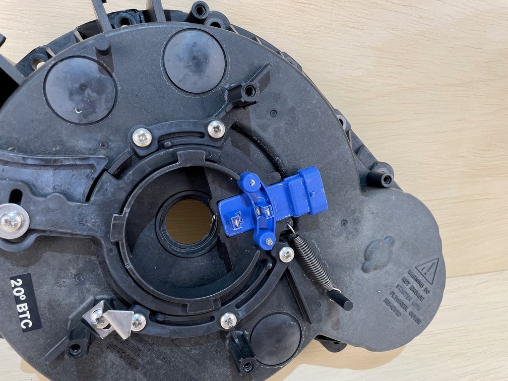 2001 Johnson 90HP 2 Stroke Flywheel Cover  433581