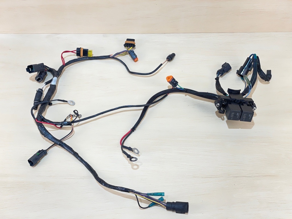 2001 Johnson 90HP 2 Stroke Engine Wiring Harness 0584762