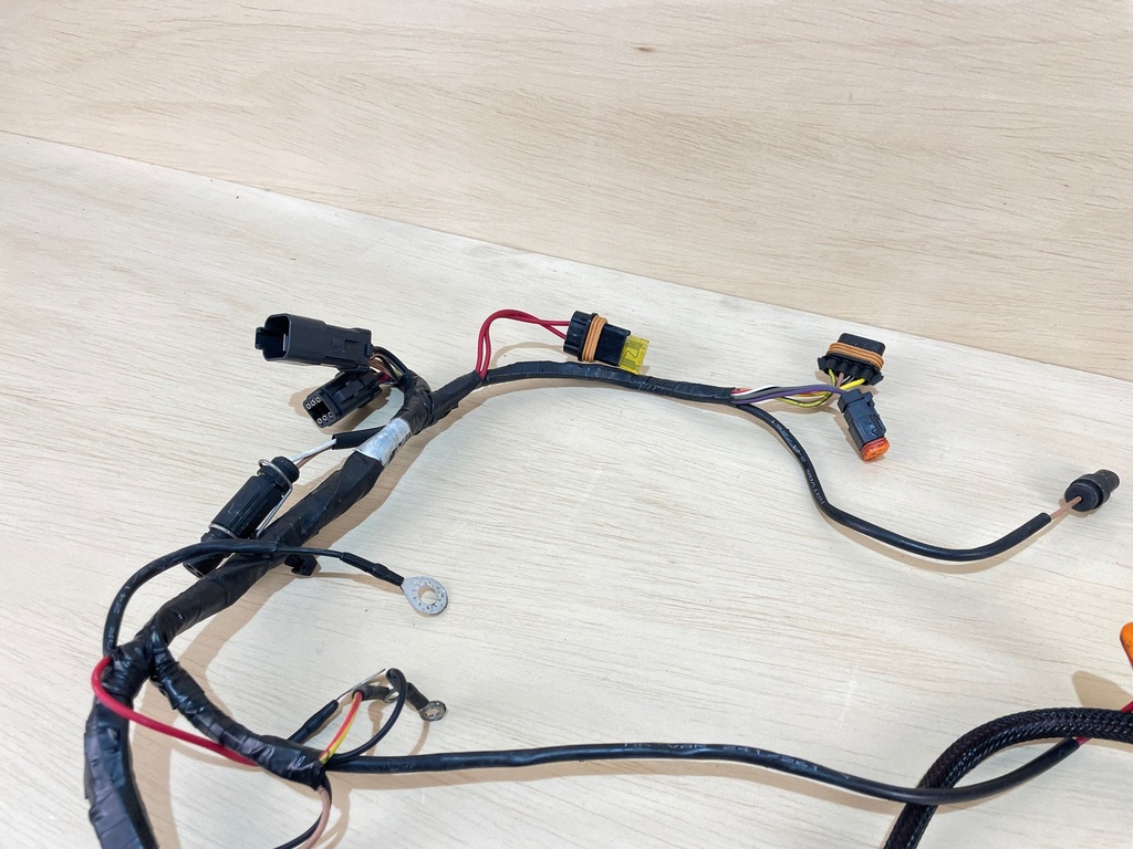 2001 Johnson 90HP 2 Stroke Engine Wiring Harness 0584762