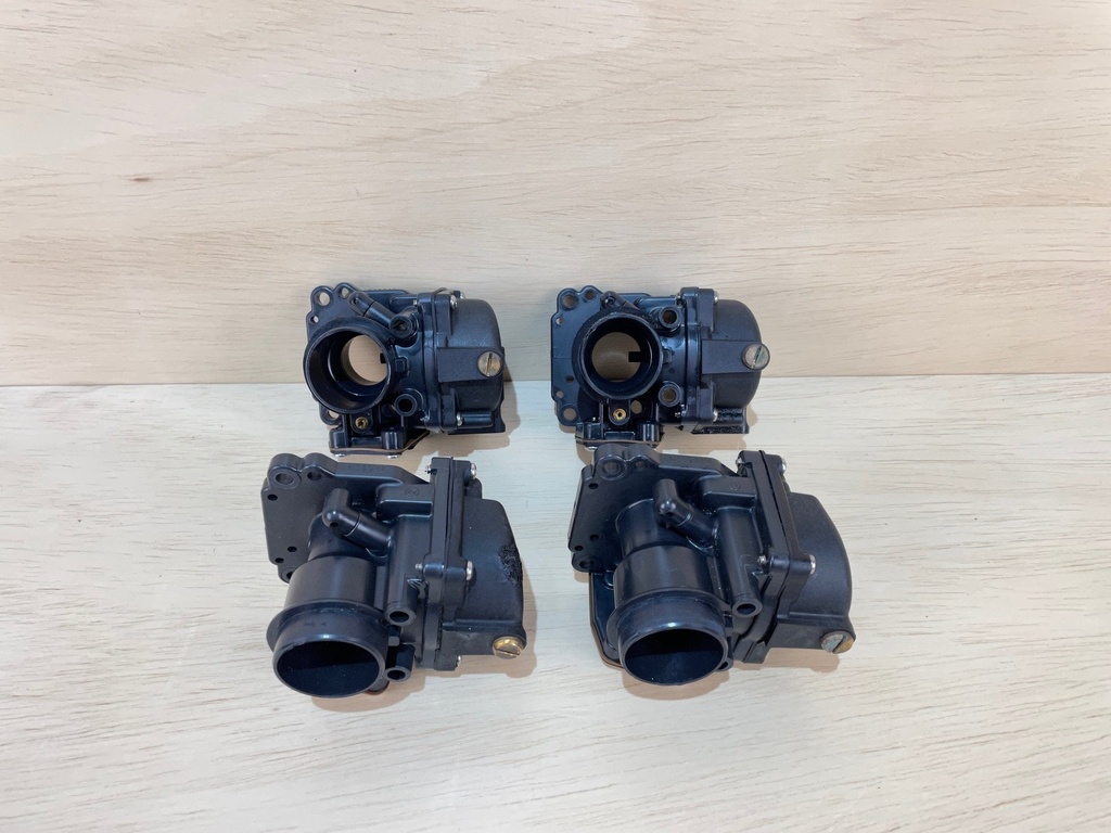 2001 Johnson 90HP 2 Stroke Port & Starboard Carburetor - 5004272 5004273