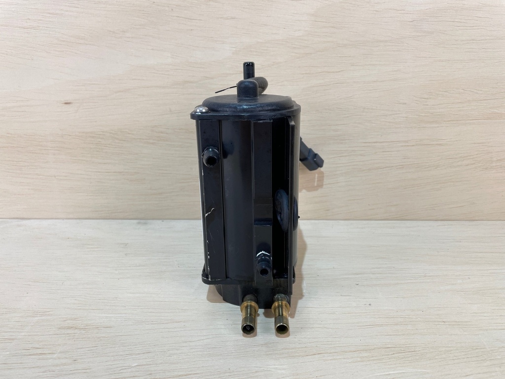 1999 Evinrude 175HP Fuel Pump VST Assembly 5004428