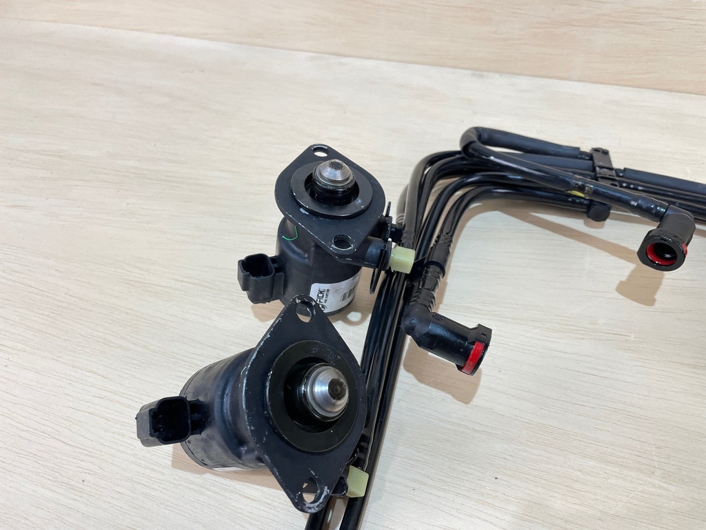 1999 Evinrude 175HP EMM Computer With Injectors