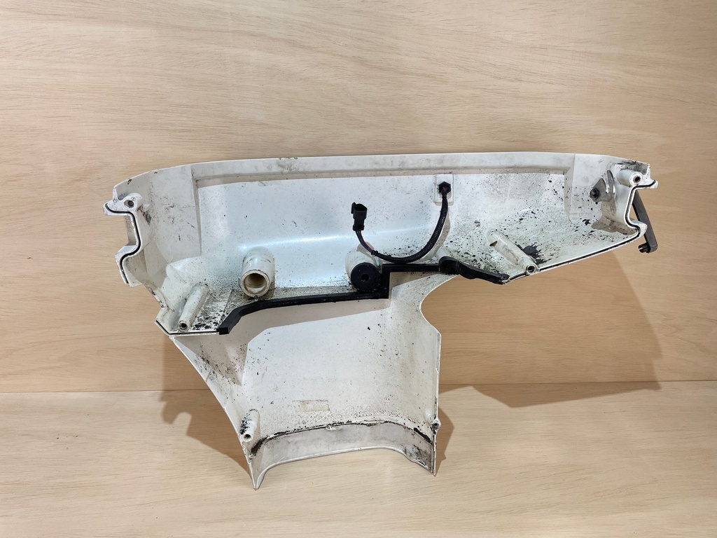 1999 Evinrude Ficht 175HP Port Lower Engine Cover Pan
