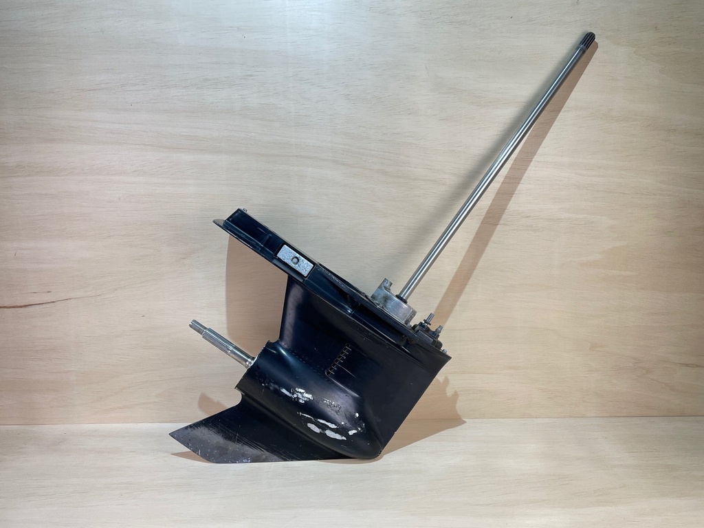 2001 Mercury 225HP Optimax Lower Unit Gear Case LH Counter Rotation 25" Shaft