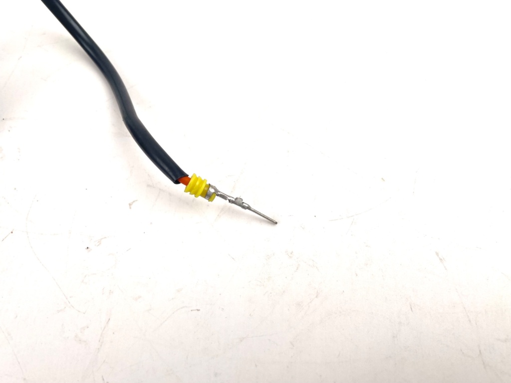 2007 Evinrude 250 HP 2 Stroke Outboard Ignition Coil Set 0586857 0586854 OEM