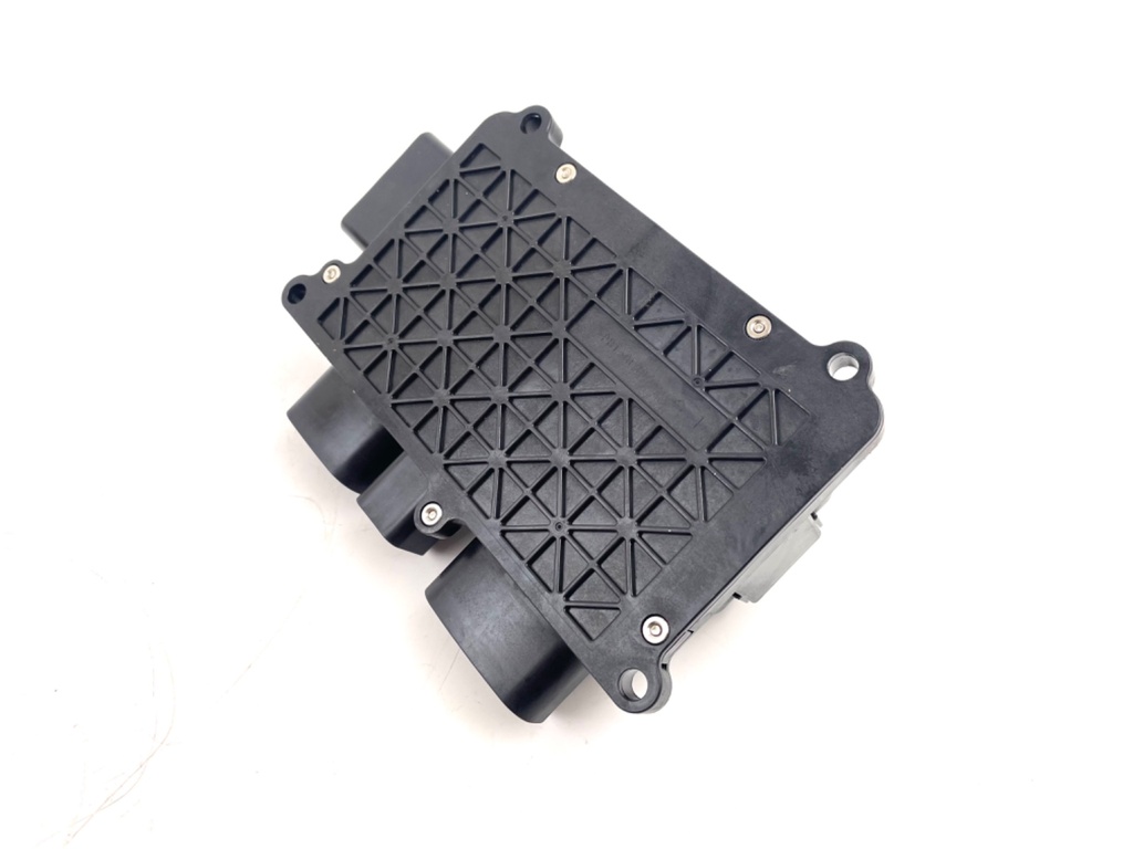 2017 Yamaha 200 HP 4 Stroke Outboard Fuse Box 6DA-82170-10-00 OEM