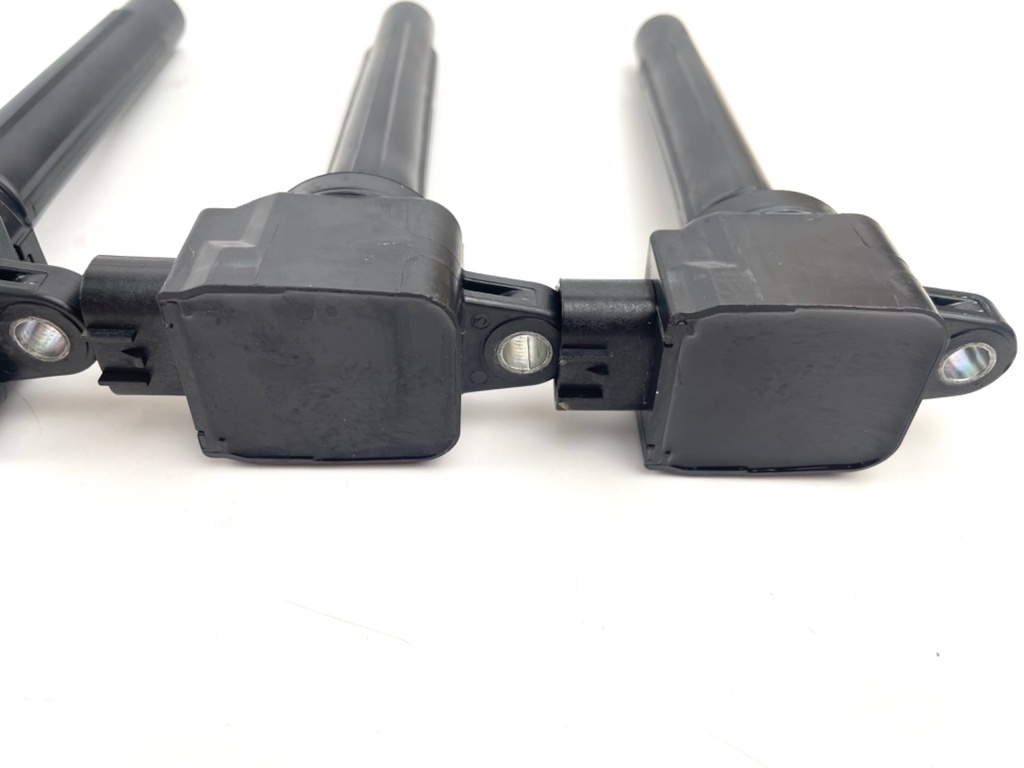 2017 Yamaha 200 HP 4 Stroke Outboard Ignition Coil Set 6CB-82310-00-00 OEM