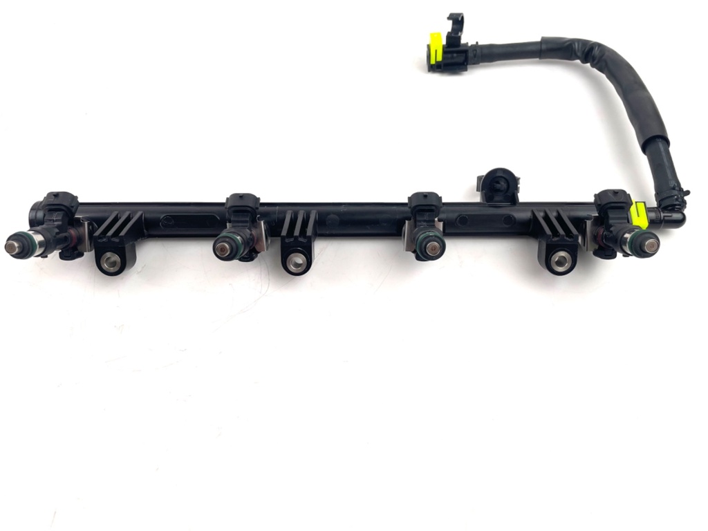 2017 Yamaha 200 HP 4 Stroke Outboard Fuel Injector Set W/ Rail 6DA-13160-01-00