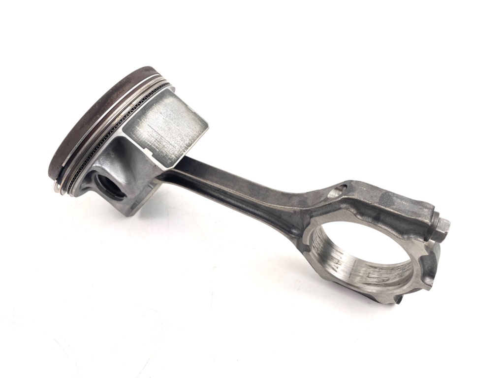 2017 Yamaha 200 HP 4 Stroke Outboard Piston W/ Connecting Rod 6CB-W1165-00-00 OEM