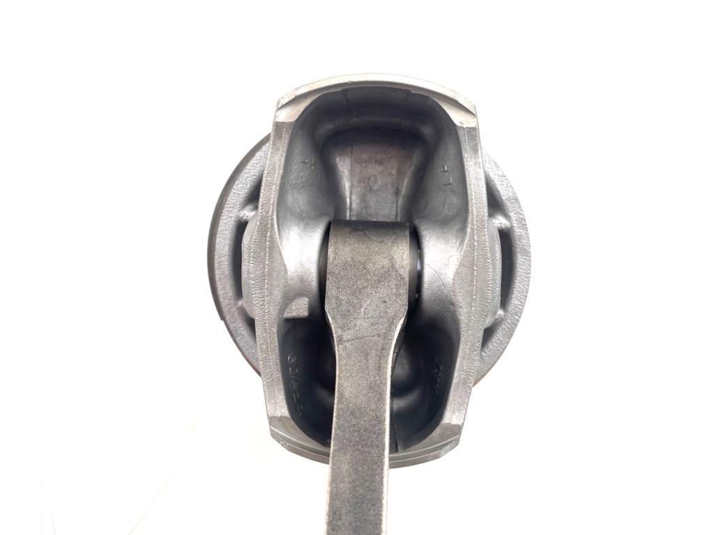 2017 Yamaha 200 HP 4 Stroke Outboard Piston W/ Connecting Rod 6CB-W1165-00-00 OEM