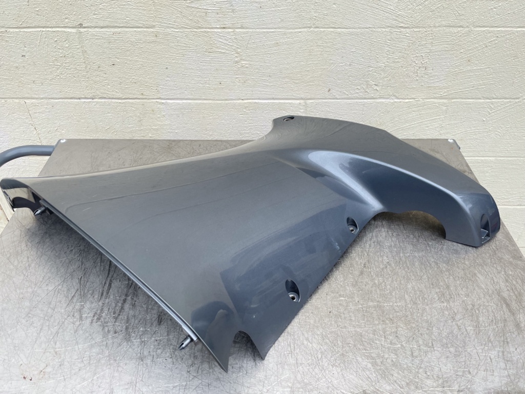 2017 Yamaha 200 HP 4 Stroke Outboard Lower Apron Cowling Port 6DA-42740-00-00 OEM