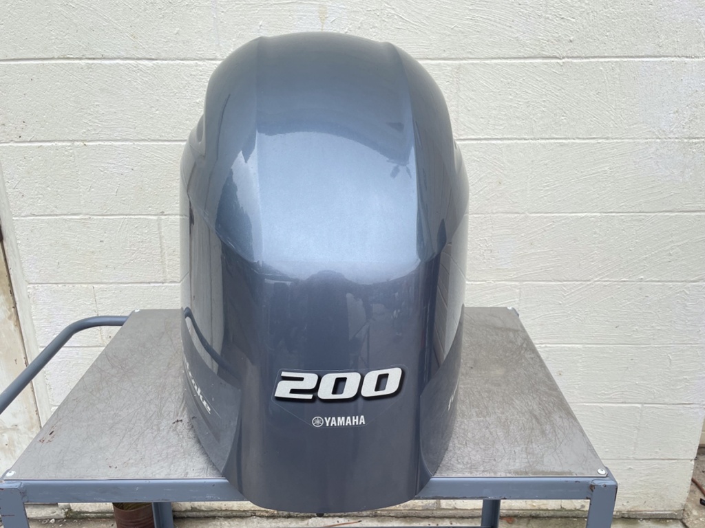 2017 Yamaha 200 HP 4 Stroke Outboard Top Cowling 6DA-42610-01-00 OEM