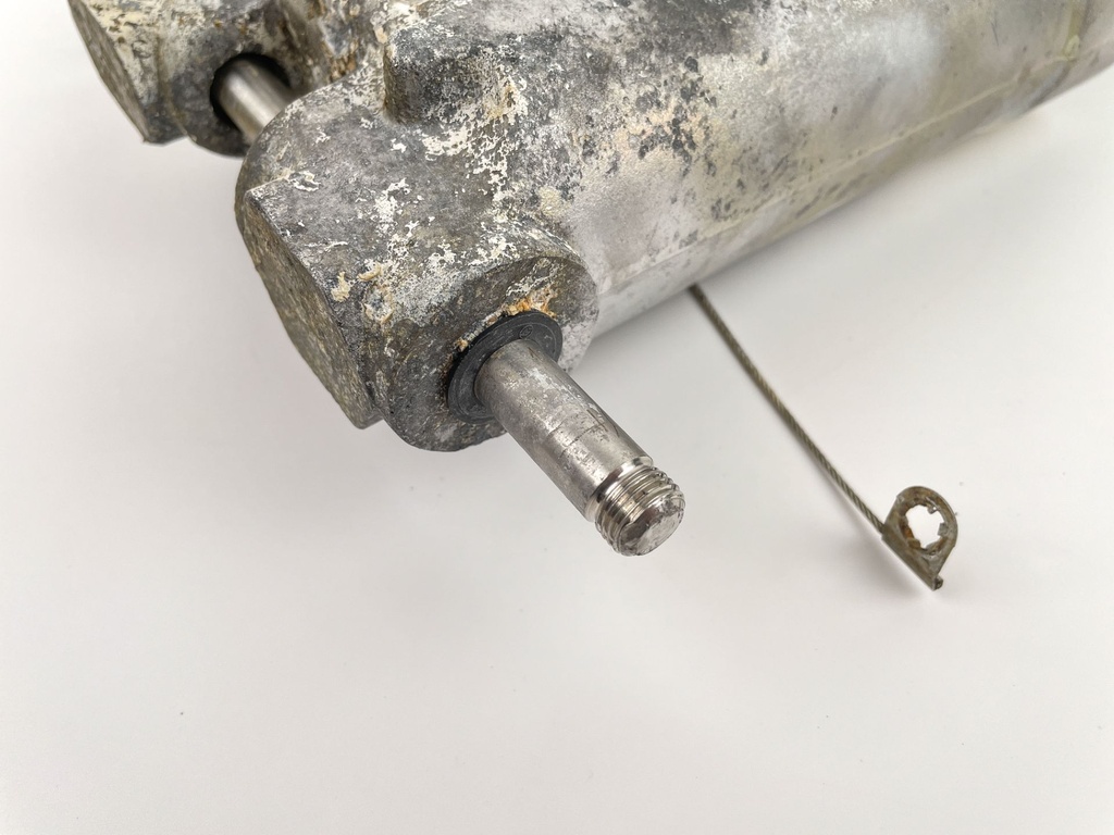 Johnson Evinrude 40 48 50 HP Power Trim & Tilt Unit 0438135 0435903 - For Repair