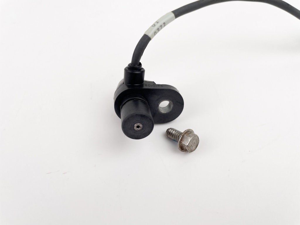 2003 Evinrude 225 HP 2 Stroke Outboard Crankshaft Position Sensor CPS 0586452 OEM